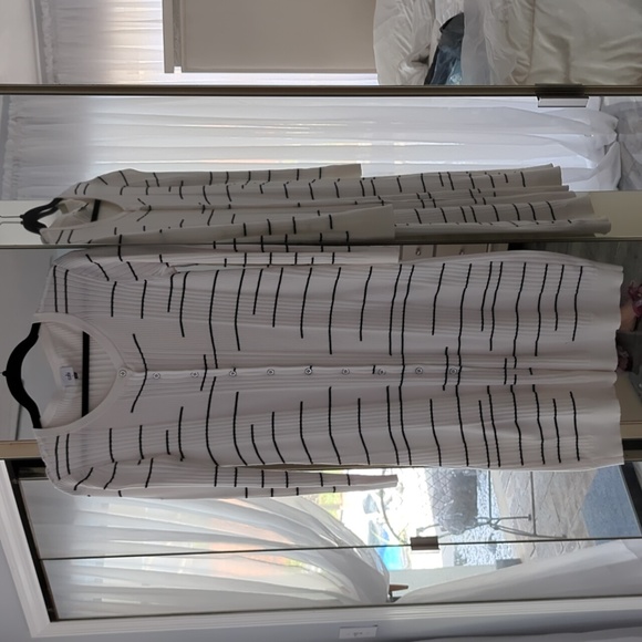 CAbi Dresses & Skirts - Never worn, Cabi sweater dress/duster
